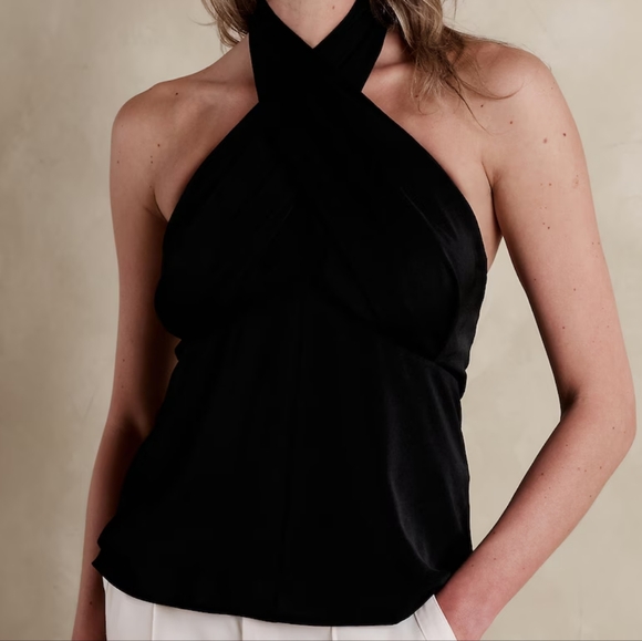 NWT BANANA REPUBLIC | Pleated Halter Top - Picture 2 of 3
